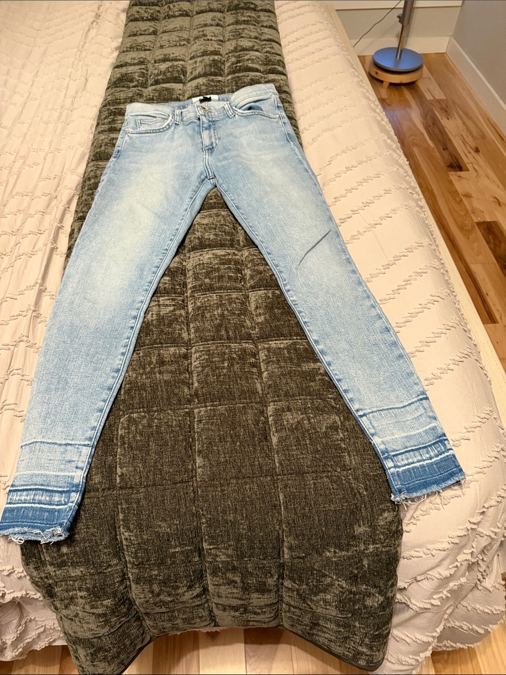 Current Elliott Light Wash Women's Skinny Jeans - Casual Stretch Denim